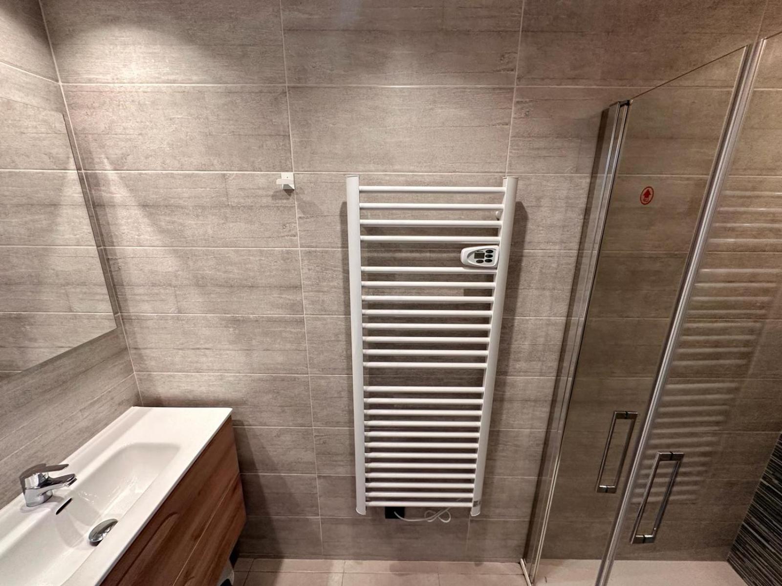 Apartamento Frontera Blanca Superior Pas De La Casa